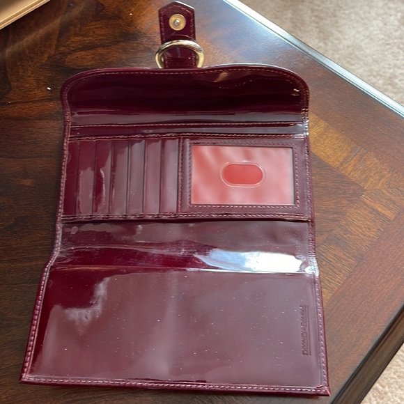 Dooney & Bourke Continental Wallet - Picture 2 of 8